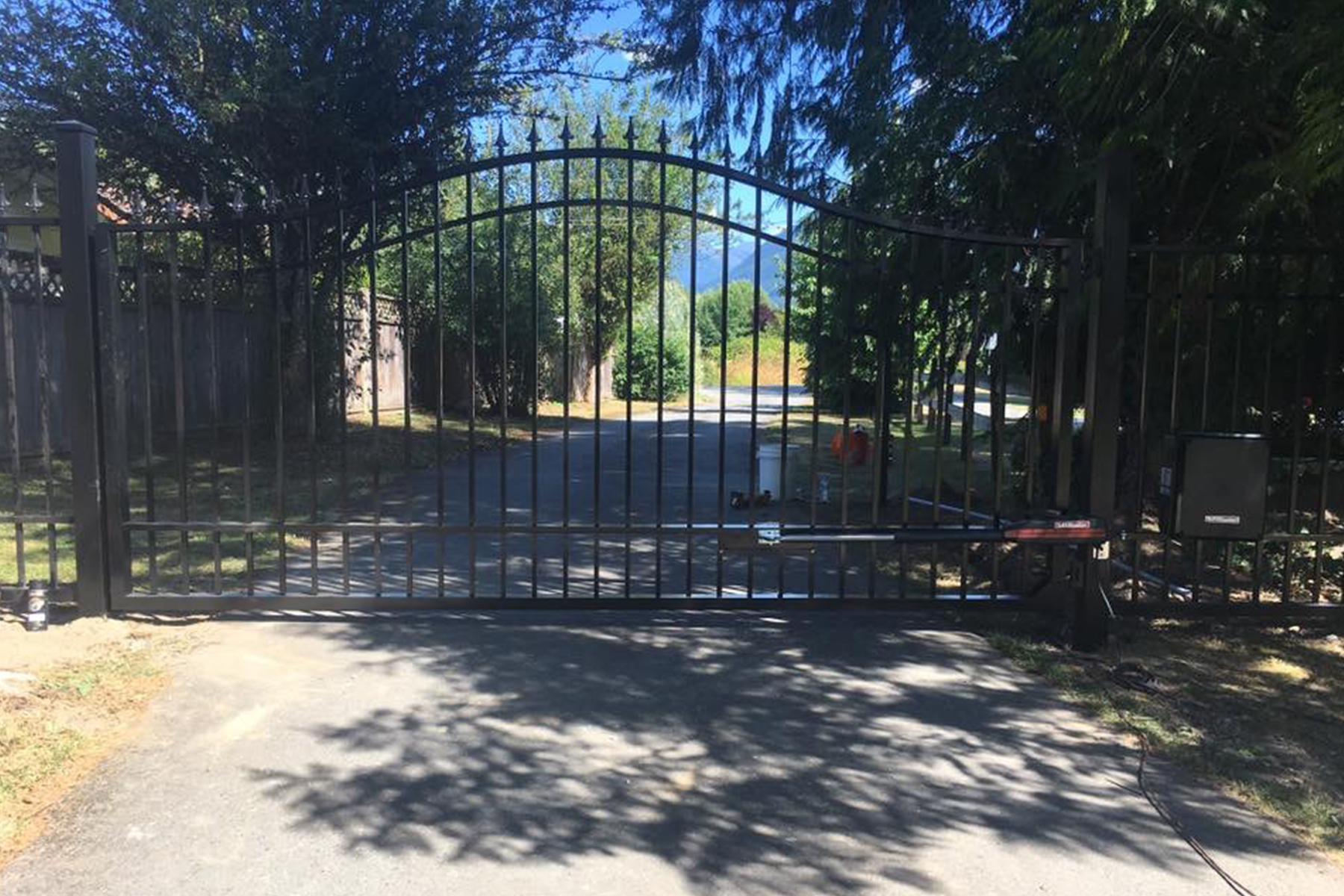 Tradesmen Door & Gate Vancouver